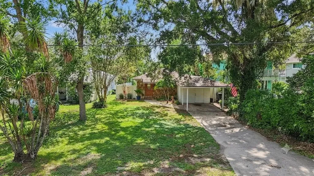12320 Woodleigh Avenue Tampa FL 33612