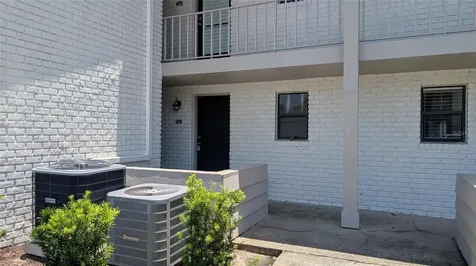 2882 Plaza Terrace Drive Orlando FL 32803