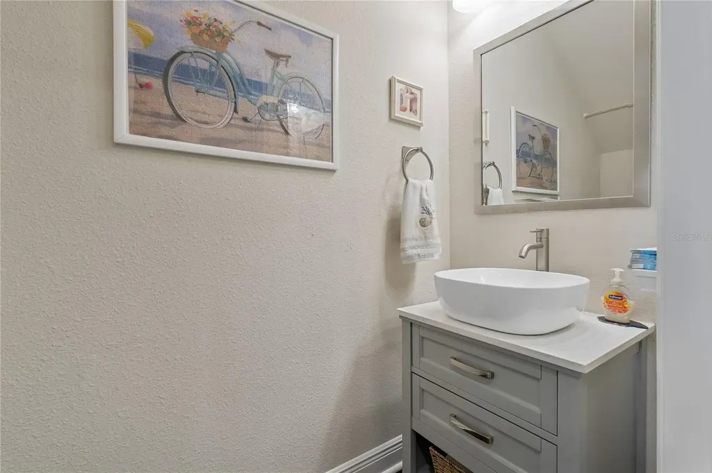 597 Ozona Village Drive Palm Harbor FL 34683