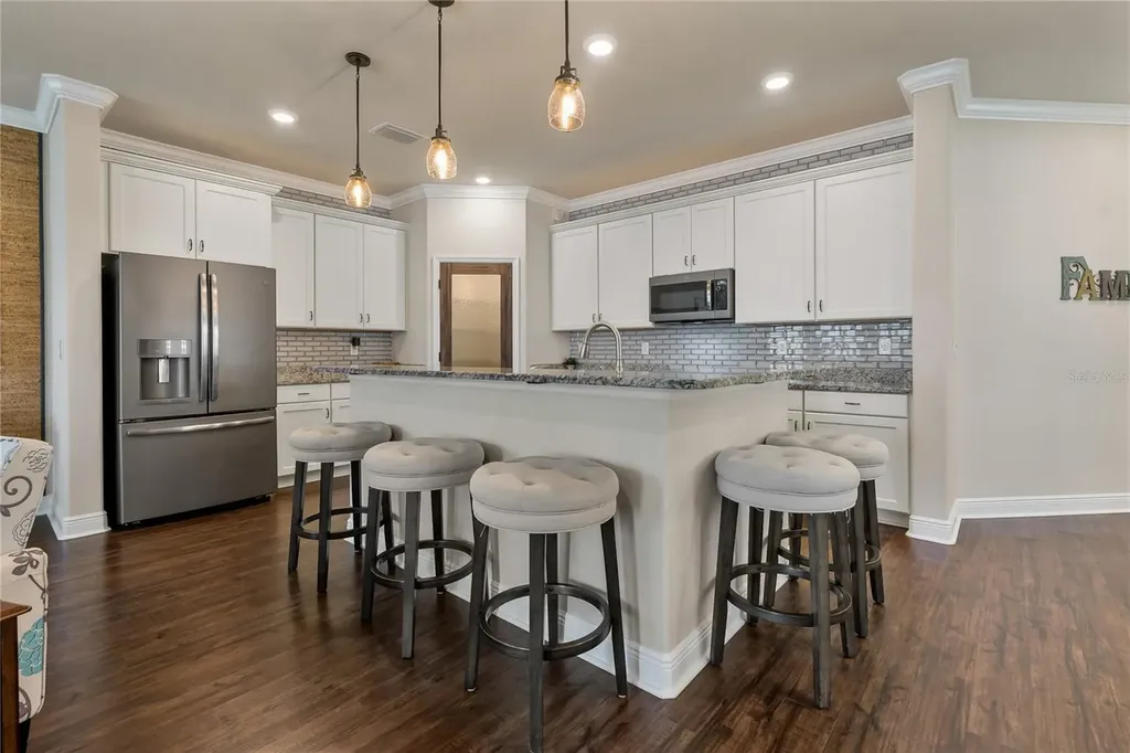 597 Ozona Village Drive Palm Harbor FL 34683