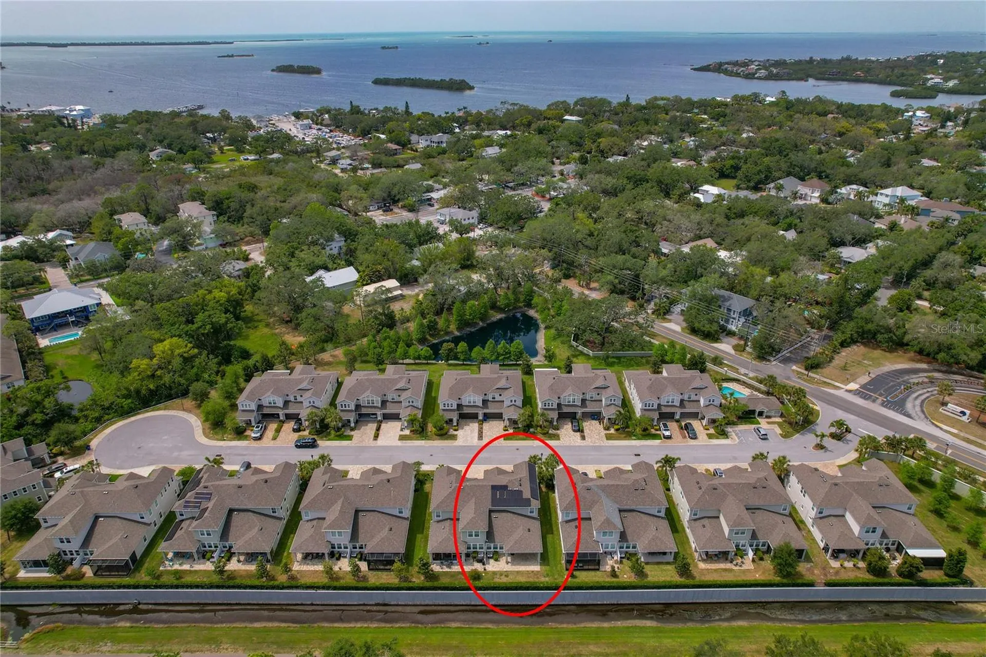 597 Ozona Village Drive Palm Harbor FL 34683