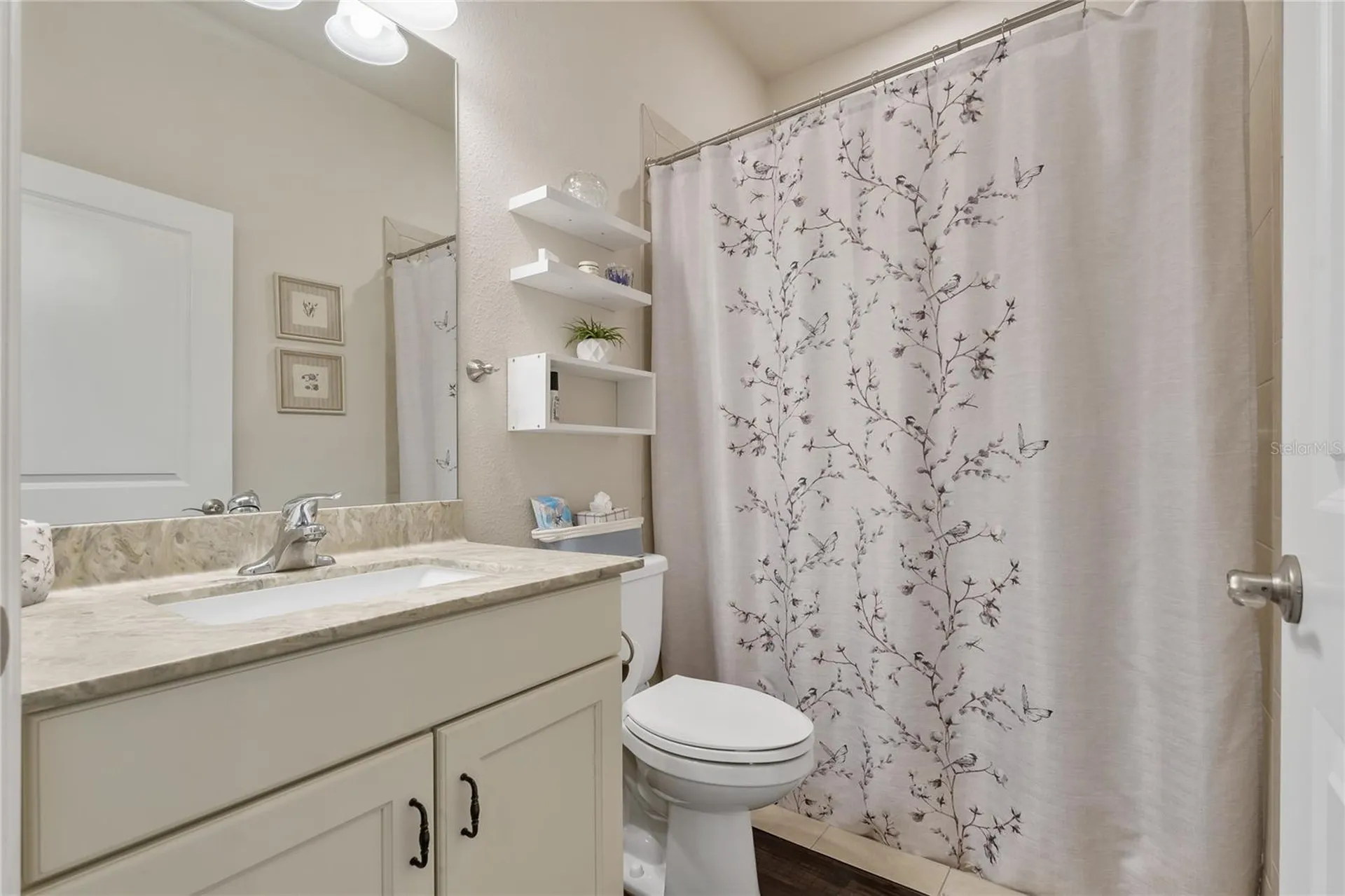 597 Ozona Village Drive Palm Harbor FL 34683