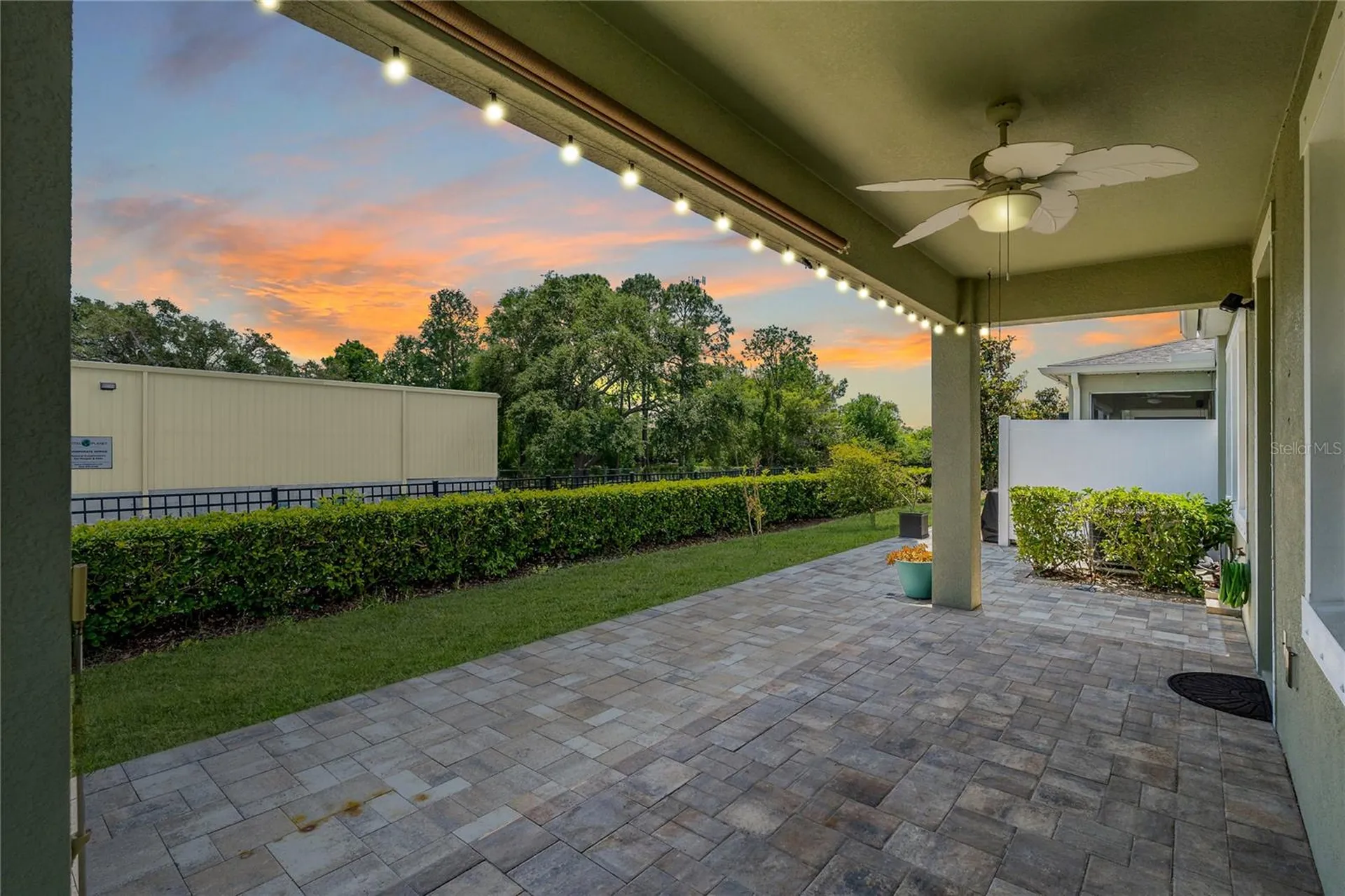 597 Ozona Village Drive Palm Harbor FL 34683