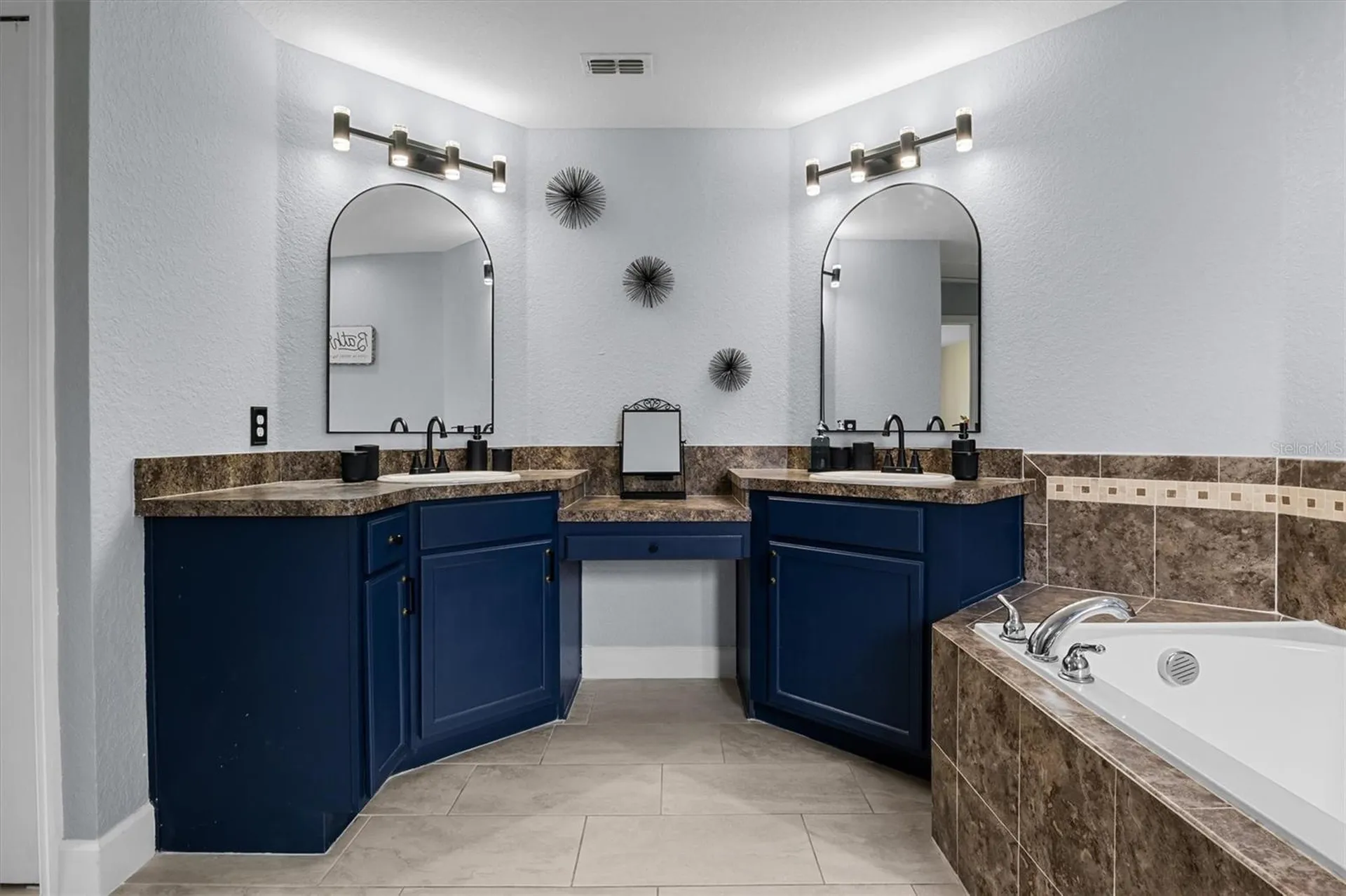 133 Crossing Drive Lakeland FL 33809