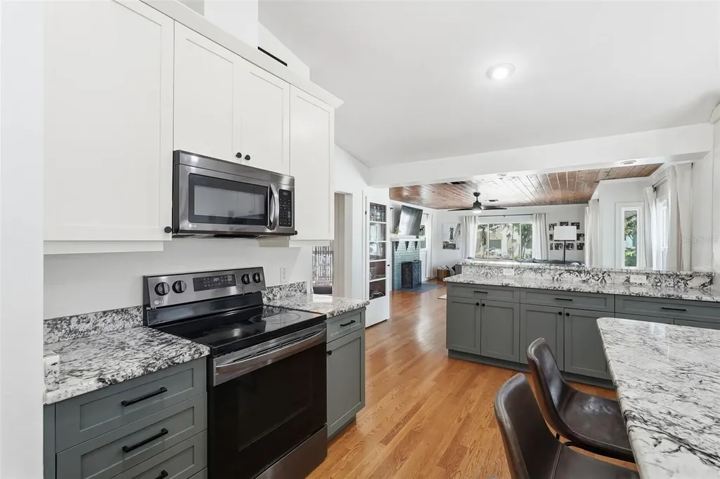 517 Avery Avenue Crystal Beach FL 34681