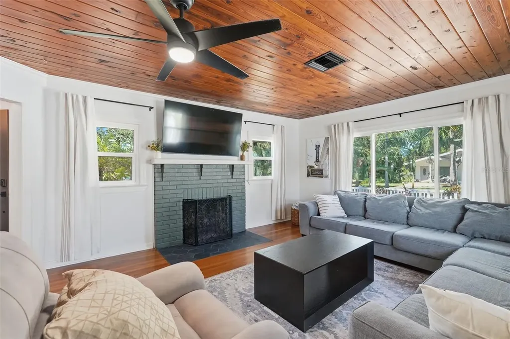 517 Avery Avenue Crystal Beach FL 34681