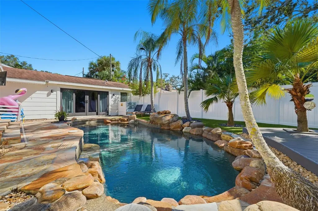 517 Avery Avenue Crystal Beach FL 34681