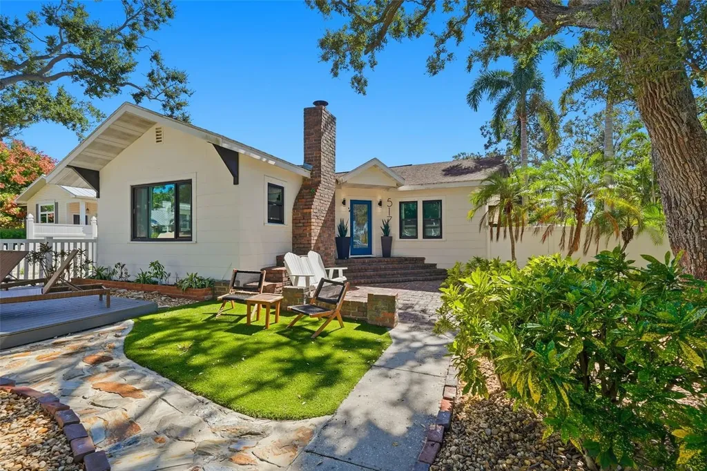 517 Avery Avenue Crystal Beach FL 34681
