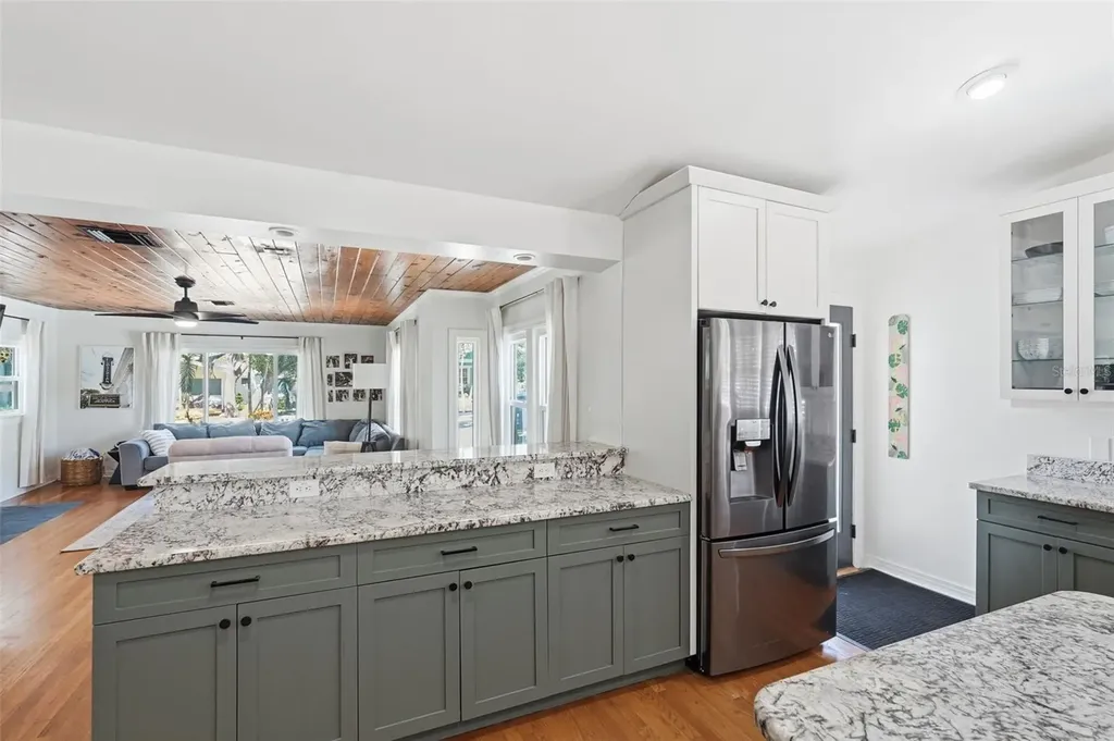 517 Avery Avenue Crystal Beach FL 34681