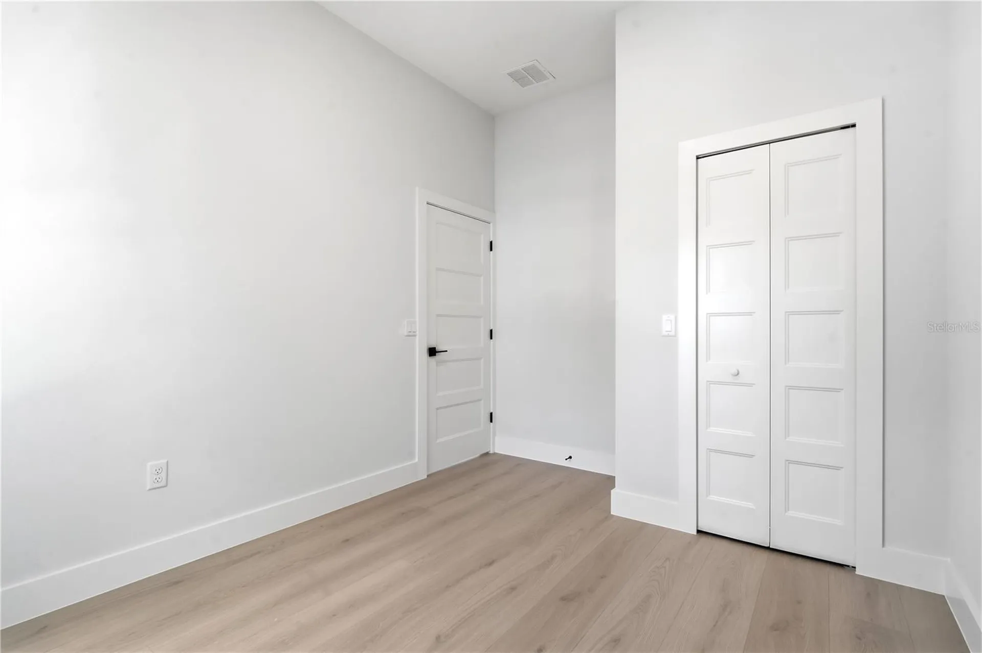 1232 Virginia Drive Orlando FL 32803