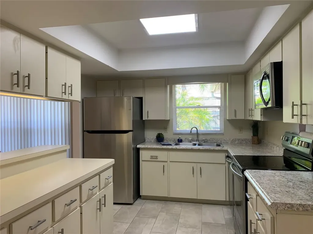 2193 Cork Oak Street E Sarasota FL 34232