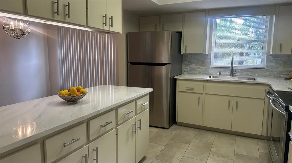 2193 Cork Oak Street E Sarasota FL 34232