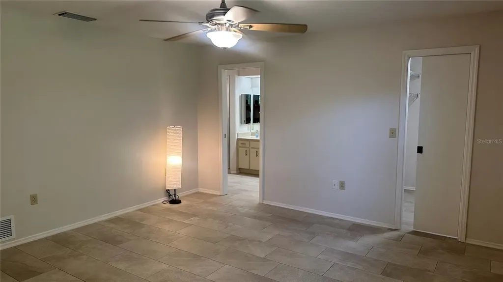 2193 Cork Oak Street E Sarasota FL 34232