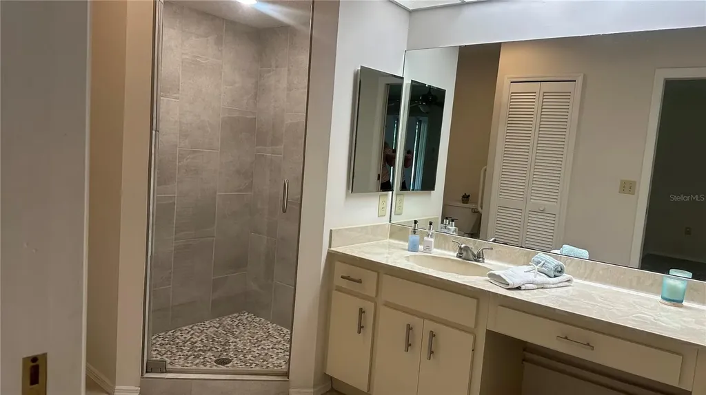 2193 Cork Oak Street E Sarasota FL 34232