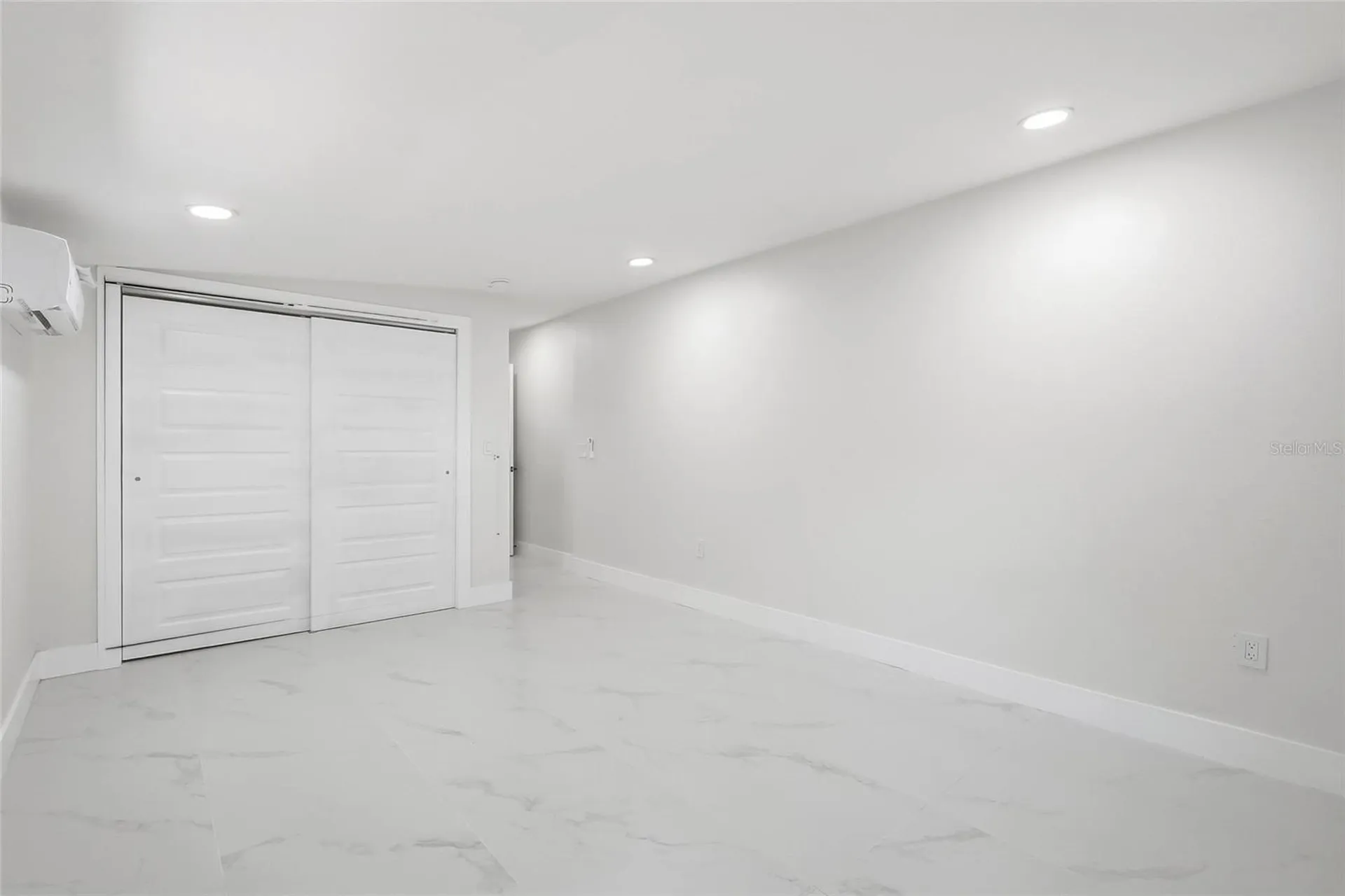 8118 Tanglewood Lane Tampa FL 33615