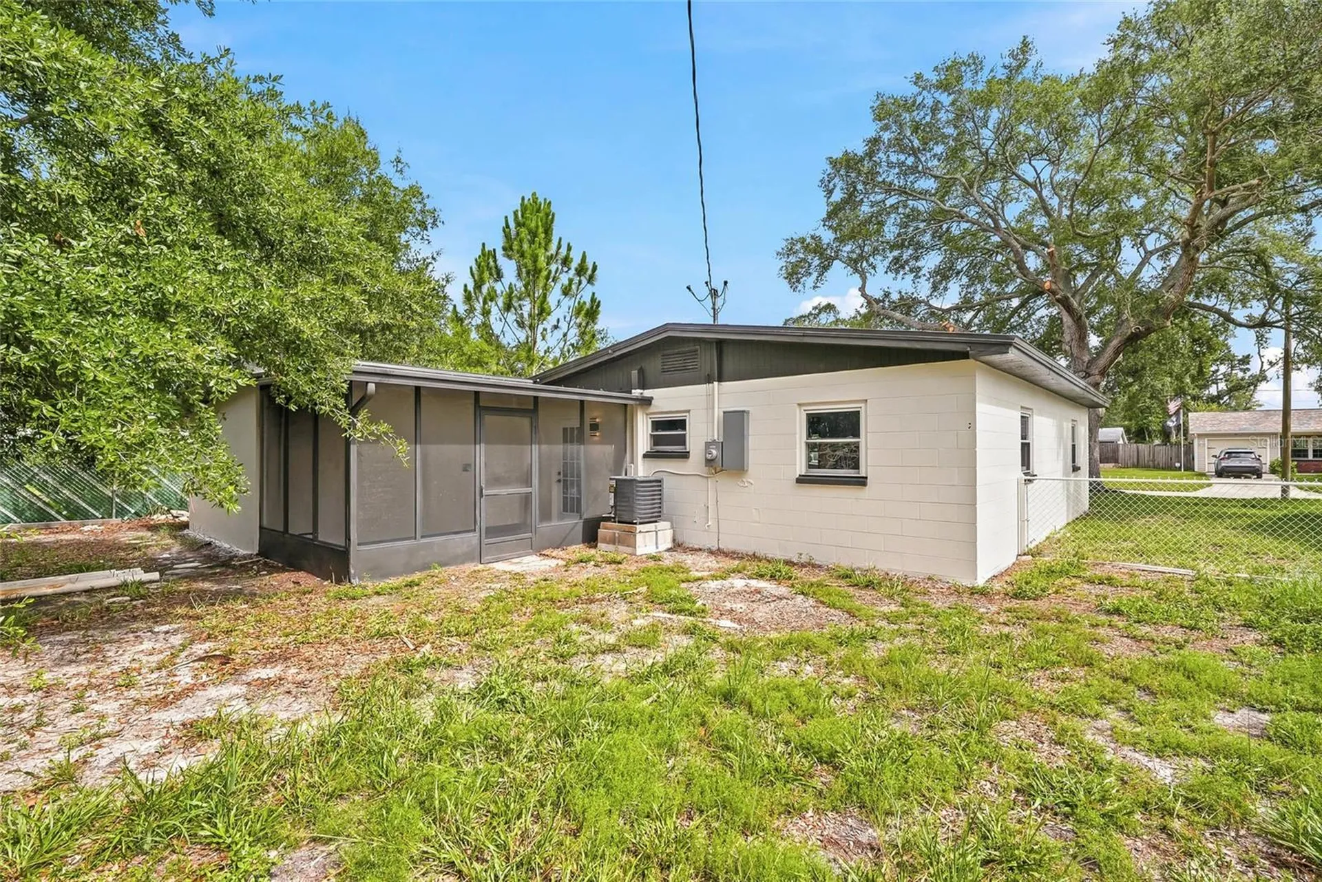 8118 Tanglewood Lane Tampa FL 33615