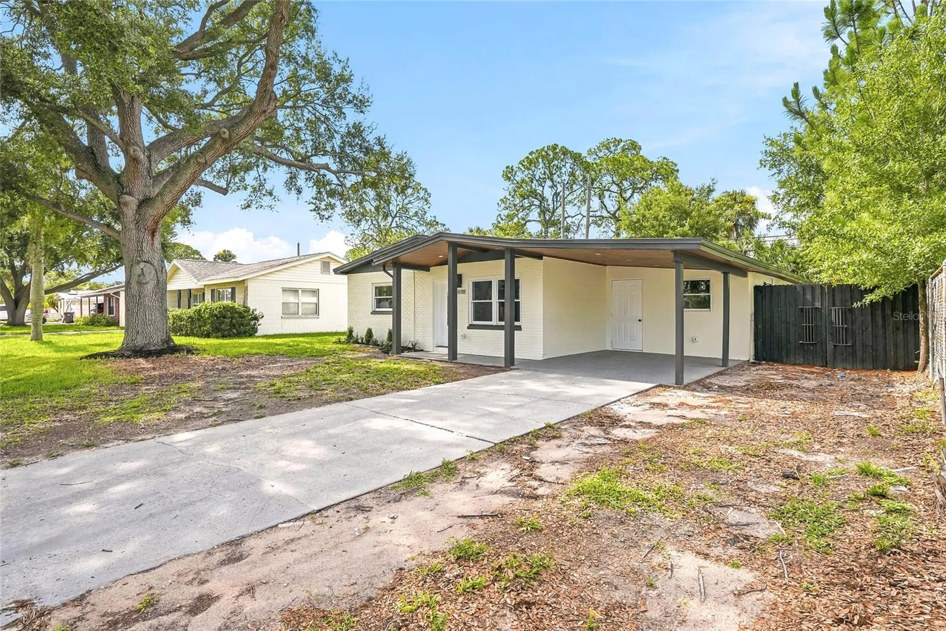 8118 Tanglewood Lane Tampa FL 33615