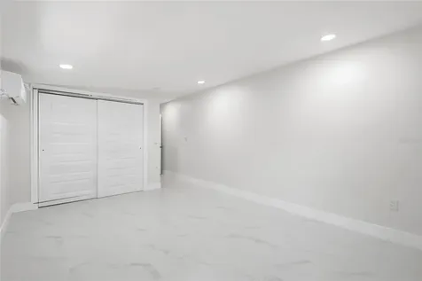 8118 Tanglewood Lane Tampa FL 33615