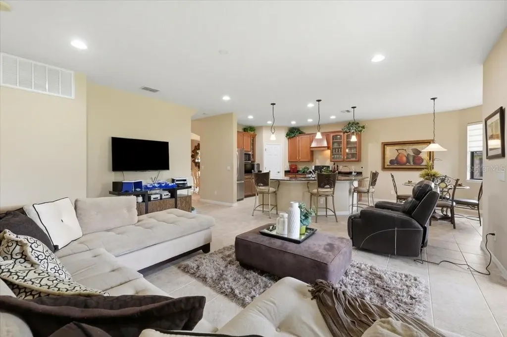 268 Oak Landing Lane Mulberry FL 33860