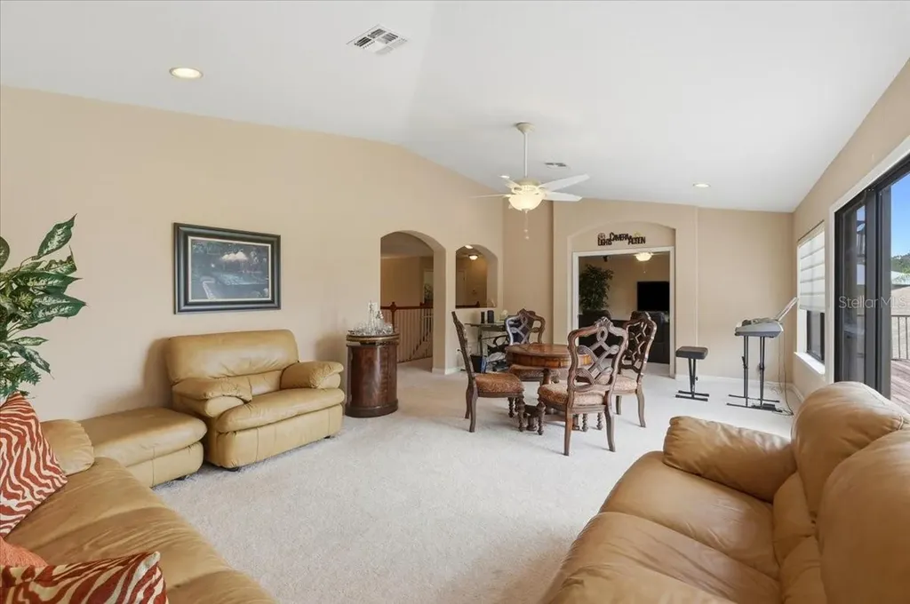 268 Oak Landing Lane Mulberry FL 33860