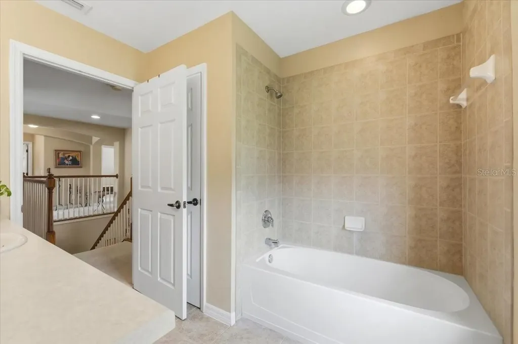 268 Oak Landing Lane Mulberry FL 33860