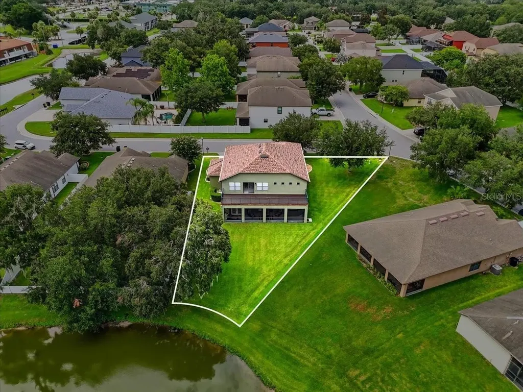 268 Oak Landing Lane Mulberry FL 33860