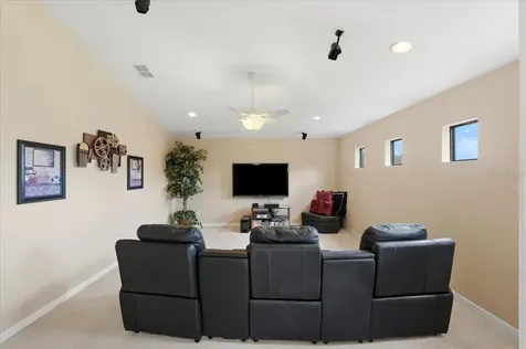 268 Oak Landing Lane Mulberry FL 33860