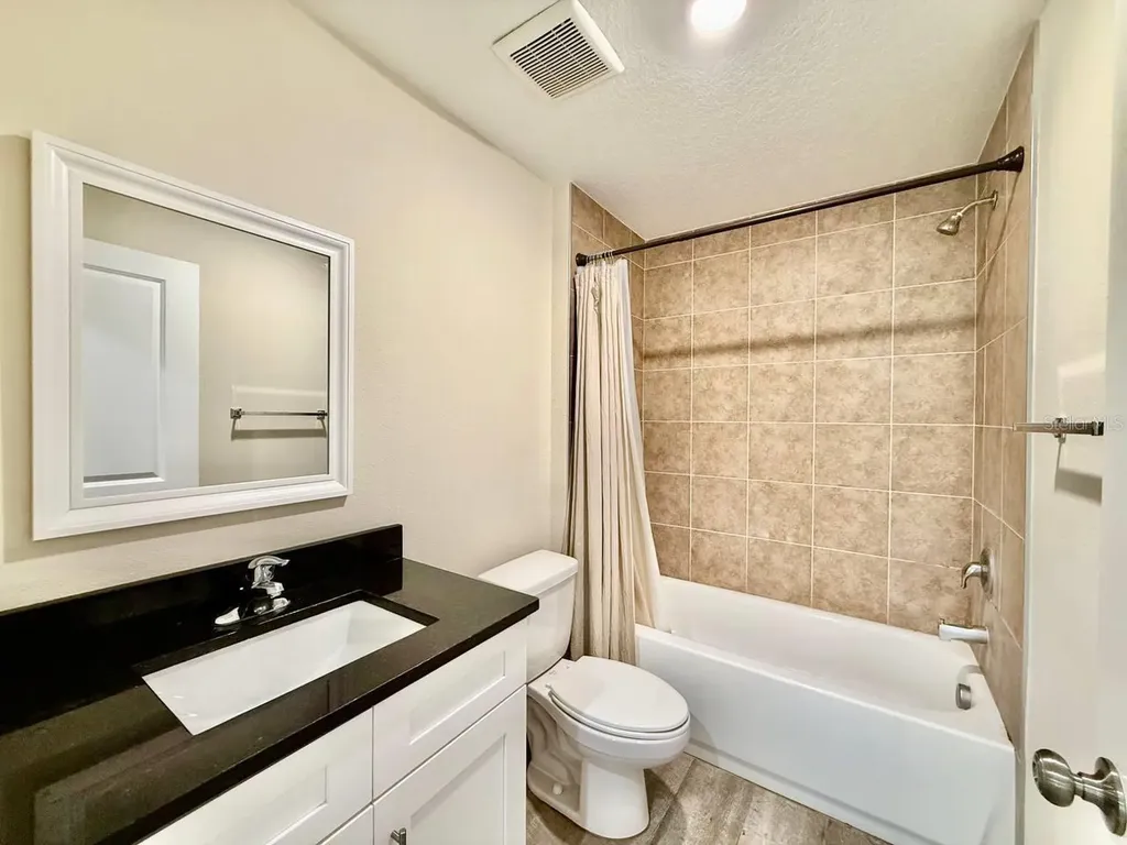 2904 E Columbus Drive Tampa FL 33605