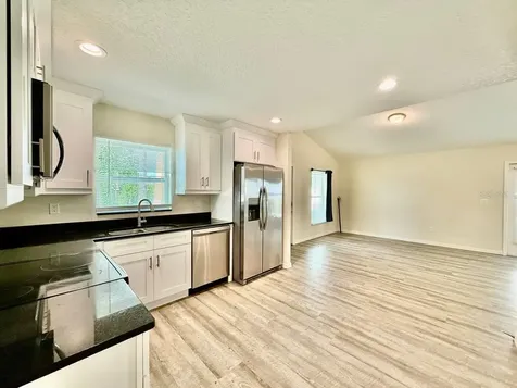 2904 E Columbus Drive Tampa FL 33605