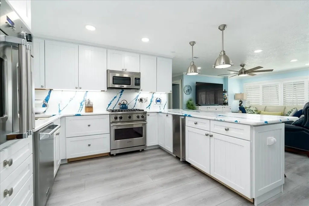 301 N Pine Street New Smyrna Beach FL 32169