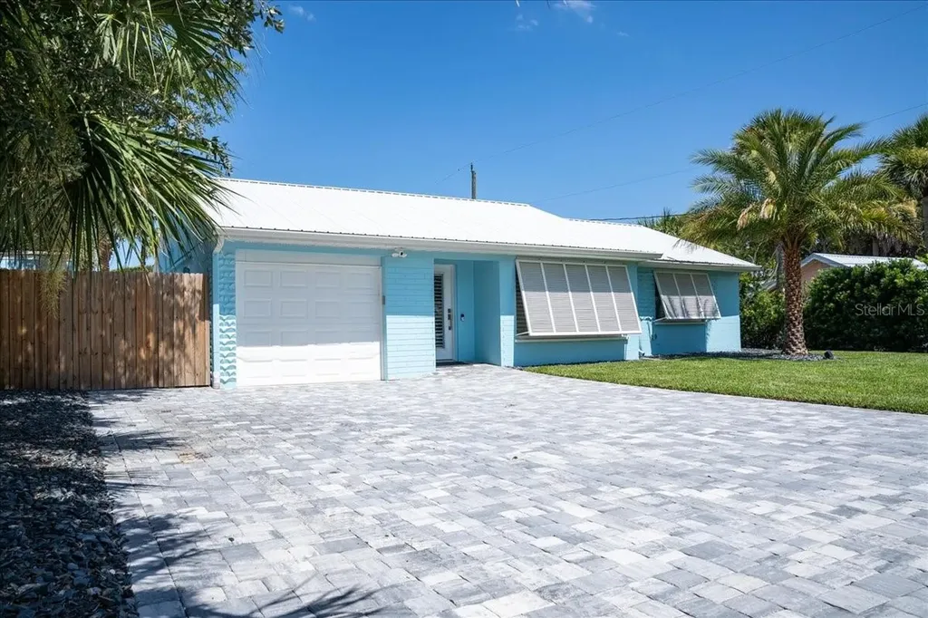 301 N Pine Street New Smyrna Beach FL 32169