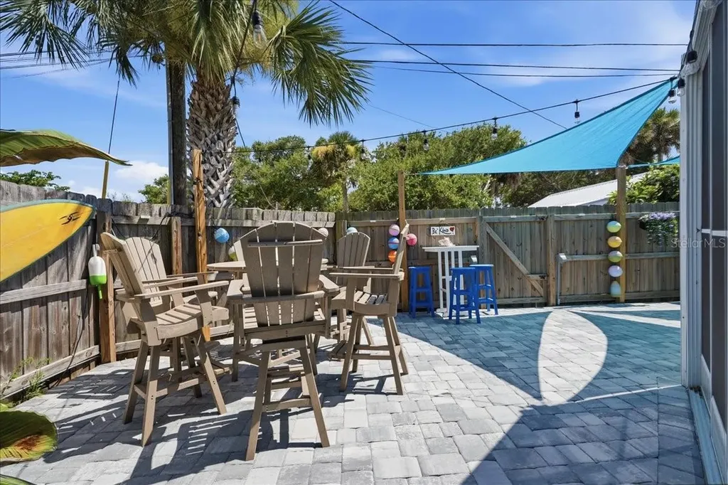 301 N Pine Street New Smyrna Beach FL 32169