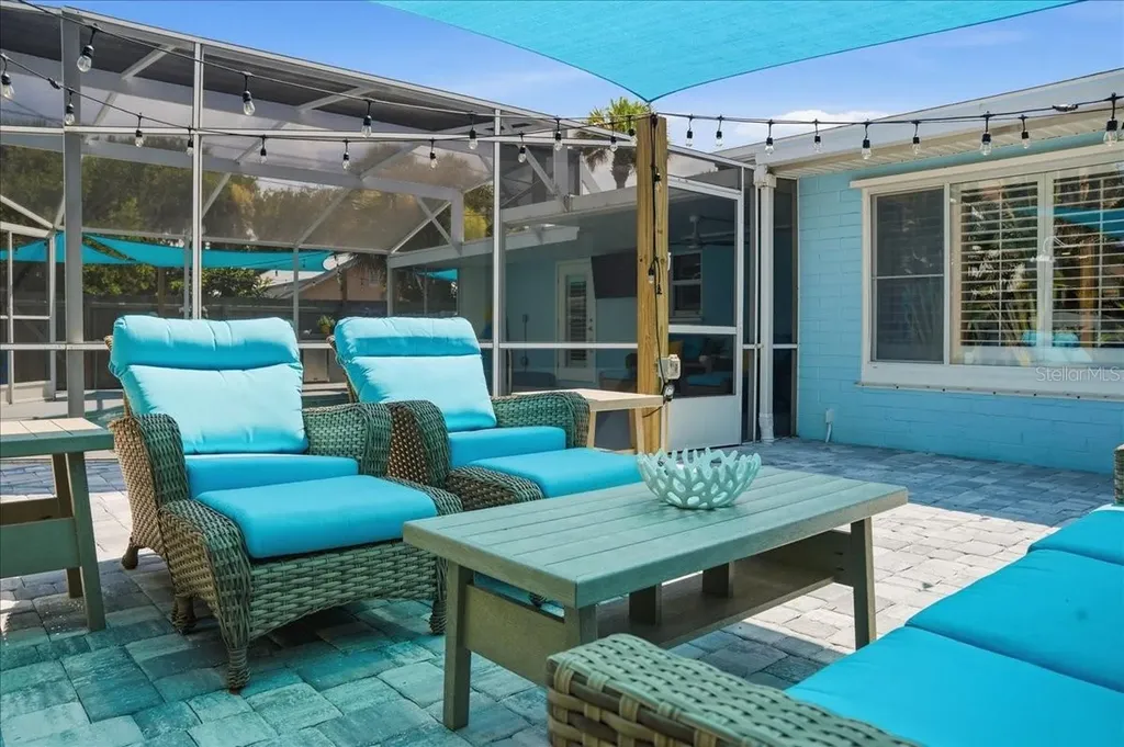 301 N Pine Street New Smyrna Beach FL 32169