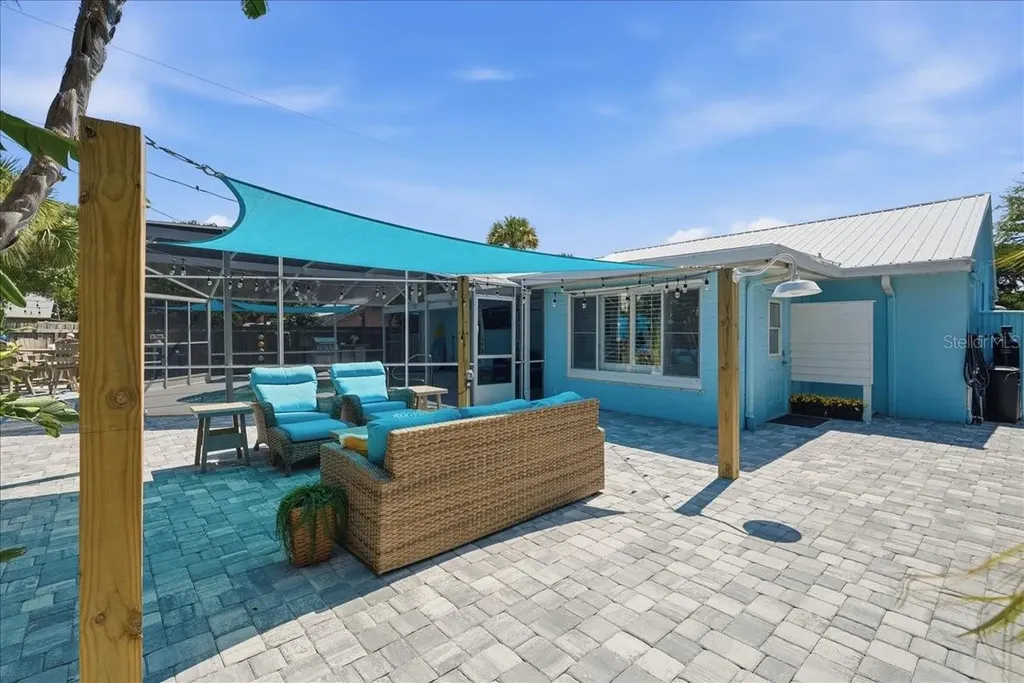 301 N Pine Street New Smyrna Beach FL 32169