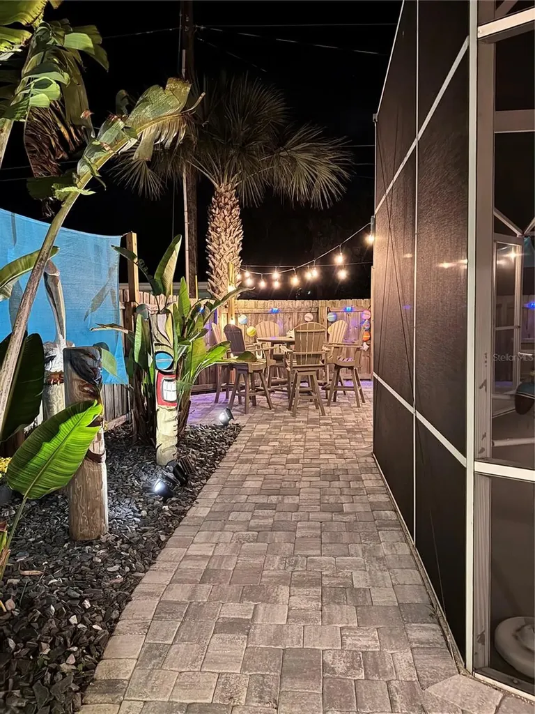 301 N Pine Street New Smyrna Beach FL 32169