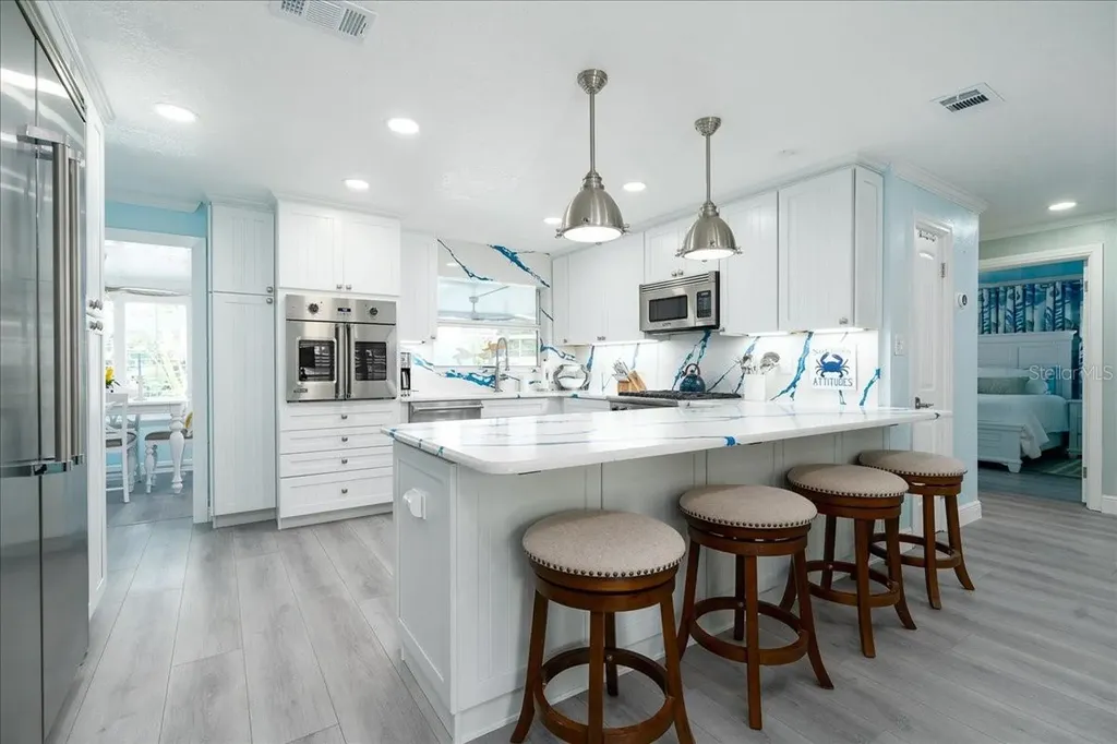 301 N Pine Street New Smyrna Beach FL 32169