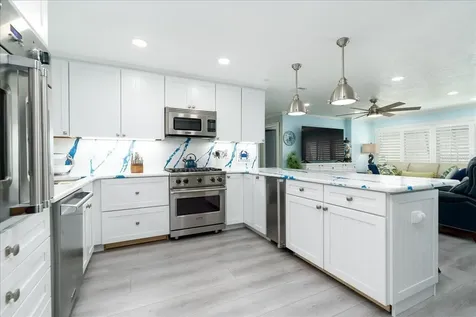 301 N Pine Street New Smyrna Beach FL 32169
