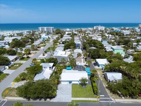 301 N Pine Street New Smyrna Beach FL 32169