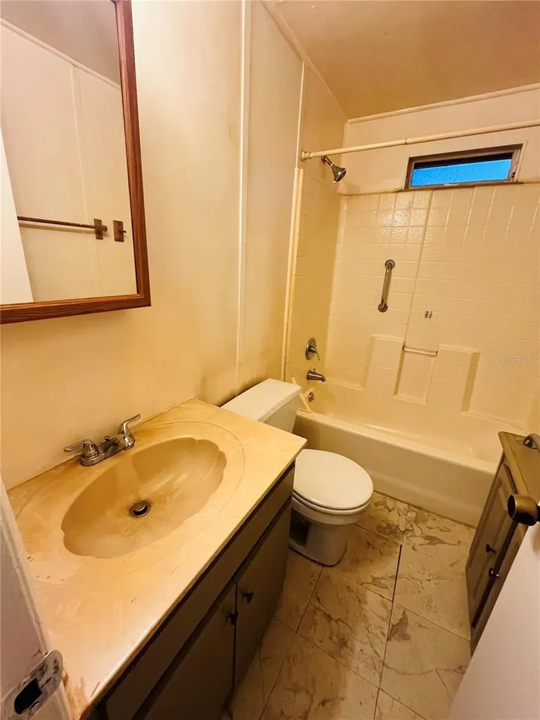 5325 Lime Avenue Seffner FL 33584