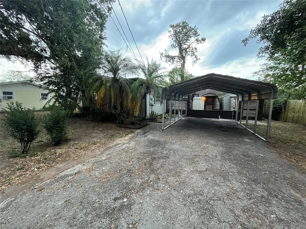 5325 Lime Avenue Seffner FL 33584