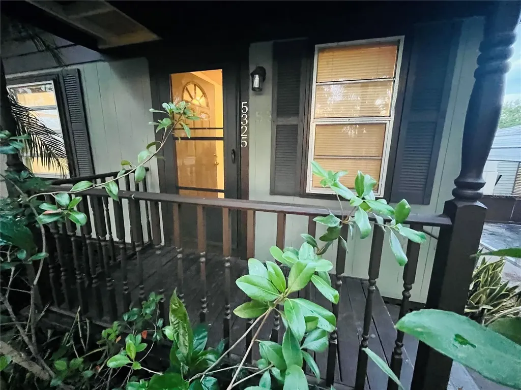 5325 Lime Avenue Seffner FL 33584