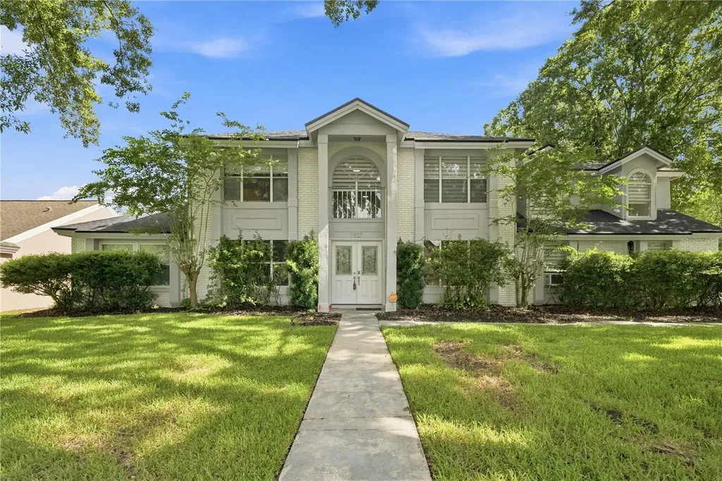 1927 Palm View Drive Apopka FL 32712