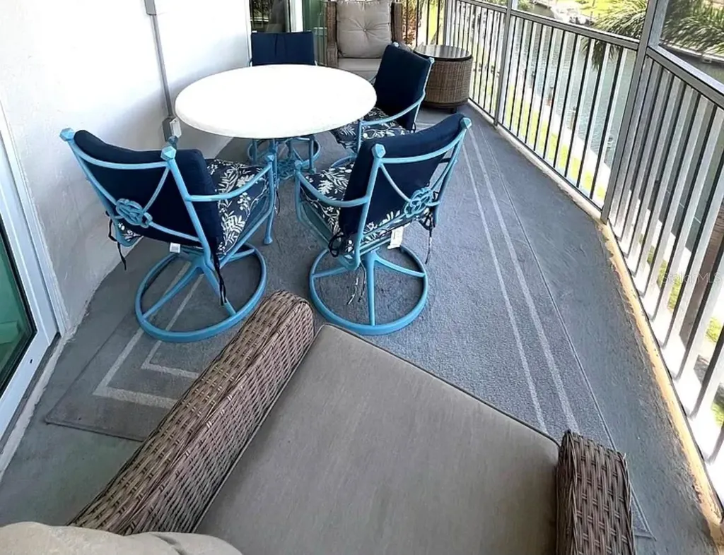 1250 N Portofino Drive Sarasota FL 34242