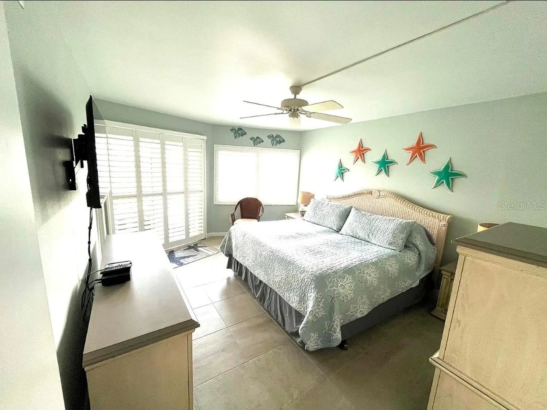 1250 N Portofino Drive Sarasota FL 34242