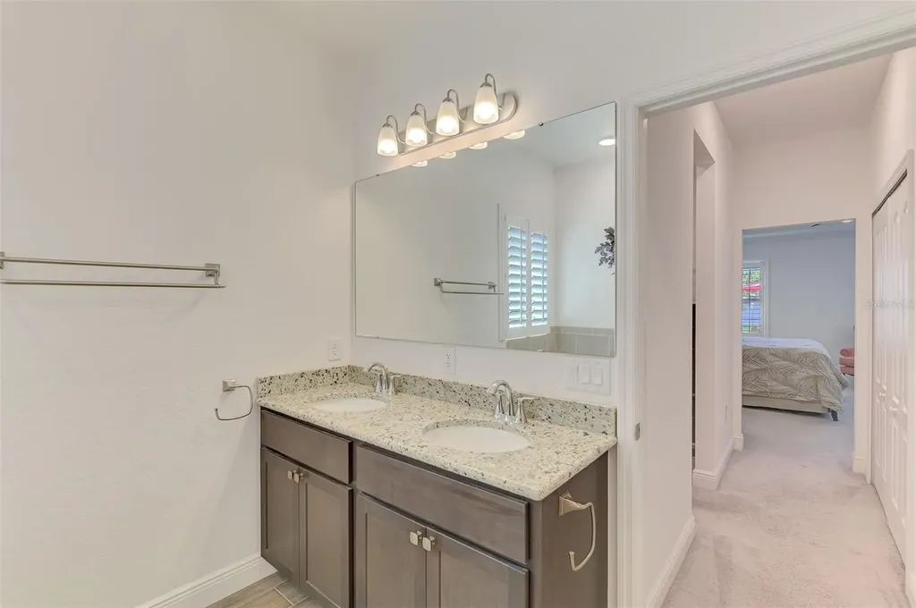 2705 Lamkin Road North Port FL 34288
