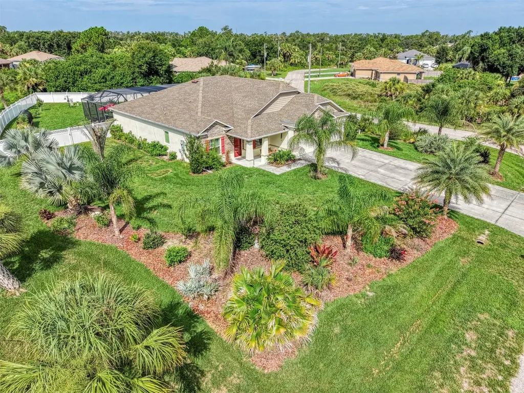 2705 Lamkin Road North Port FL 34288