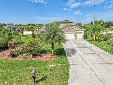 2705 Lamkin Road North Port FL 34288