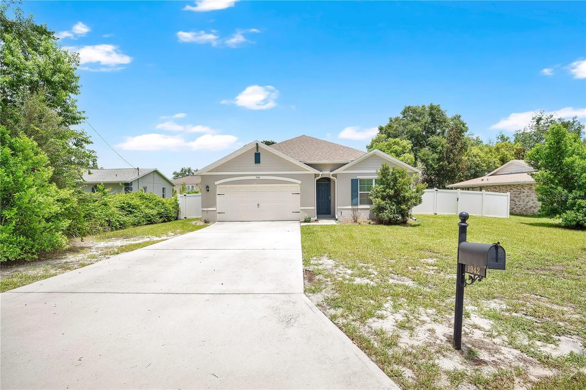 1942 Marlow Street Deltona FL 32738
