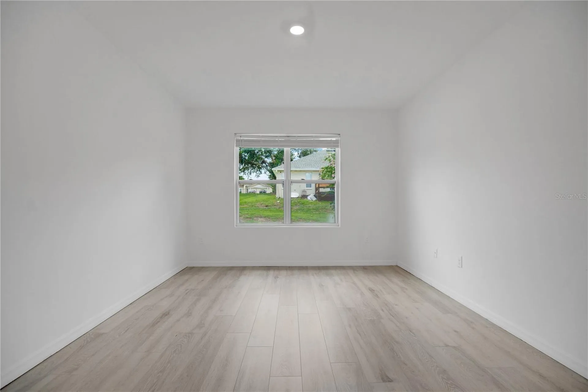 1942 Marlow Street Deltona FL 32738