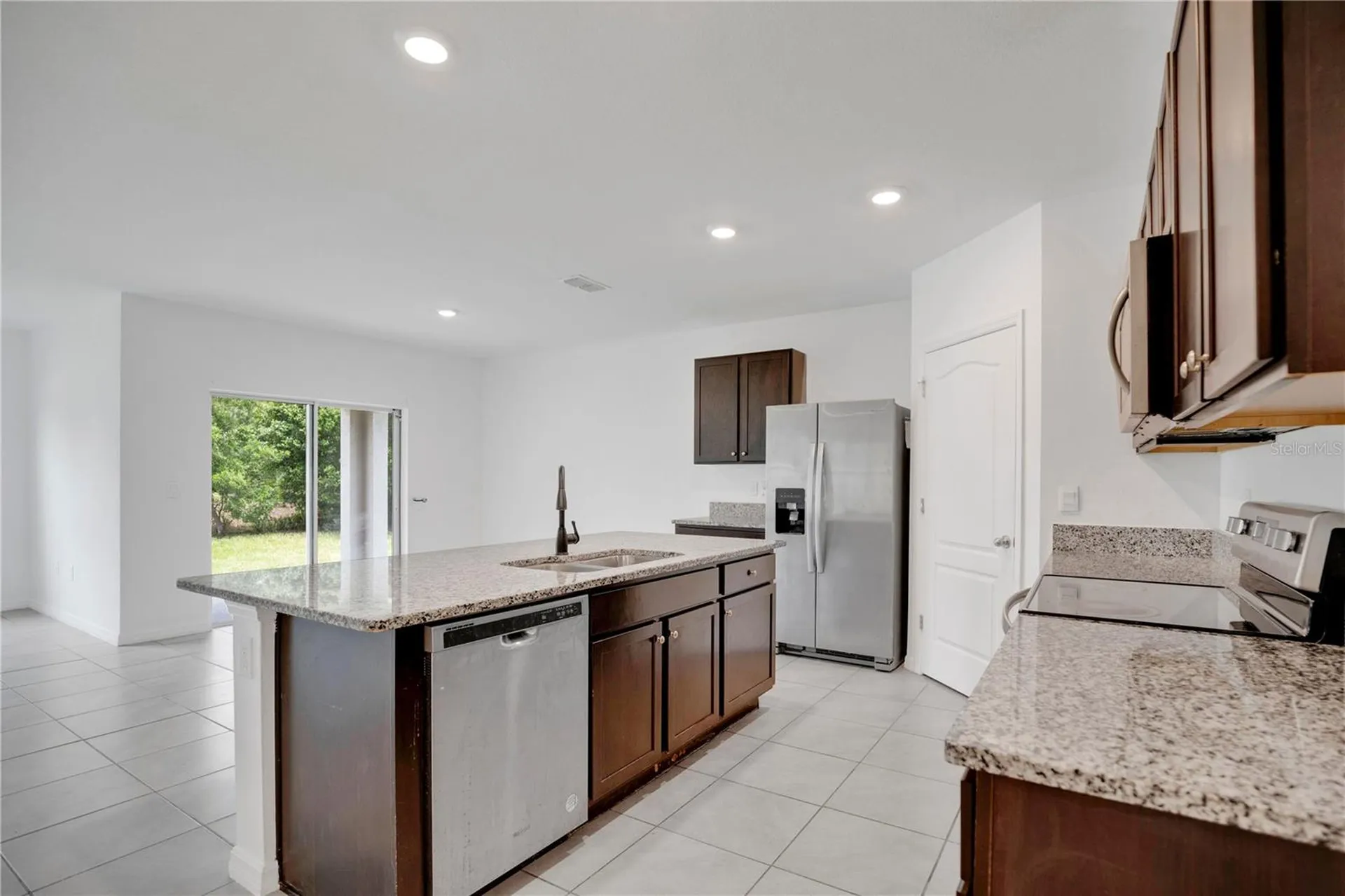 1942 Marlow Street Deltona FL 32738